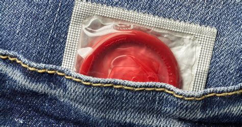 Fafanje brez kondoma za doplačilo Bordel Bunumbu